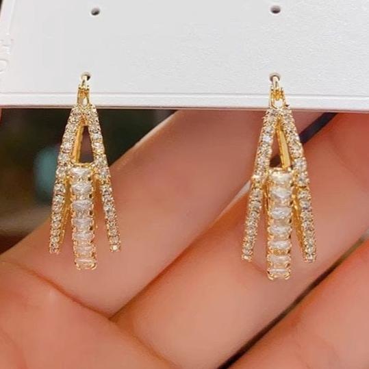 Three-layer zircon earrings